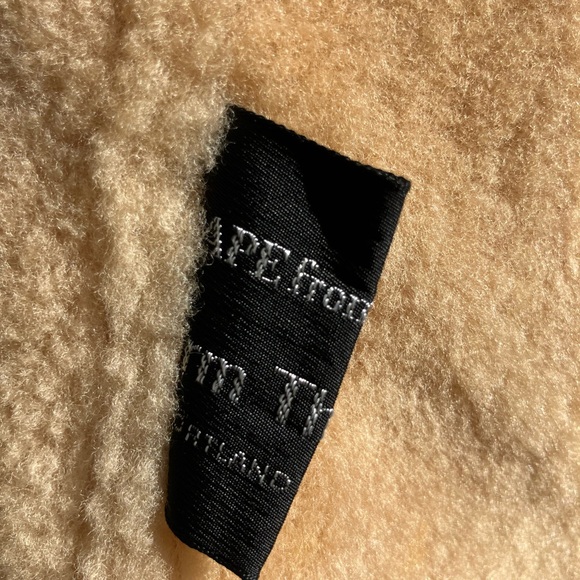 Authentic Sheepskin & Leather Vest - Picture 6 of 11